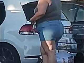 Latina Bbw At The Mall Shopping With A Big&amp_Wide Culo Wearing Booty Shorts